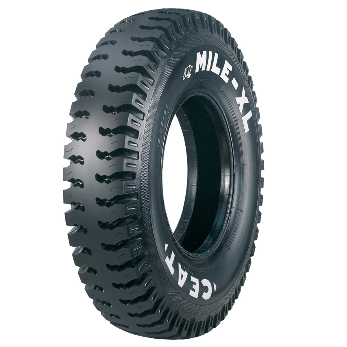 900x20 CEAT XL TYRE